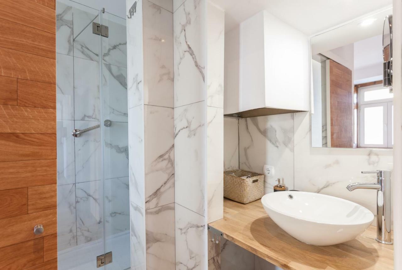 Rossio Vintage Two-Bedroom Apartment - By Lu Holidays Lissabon Exterior foto