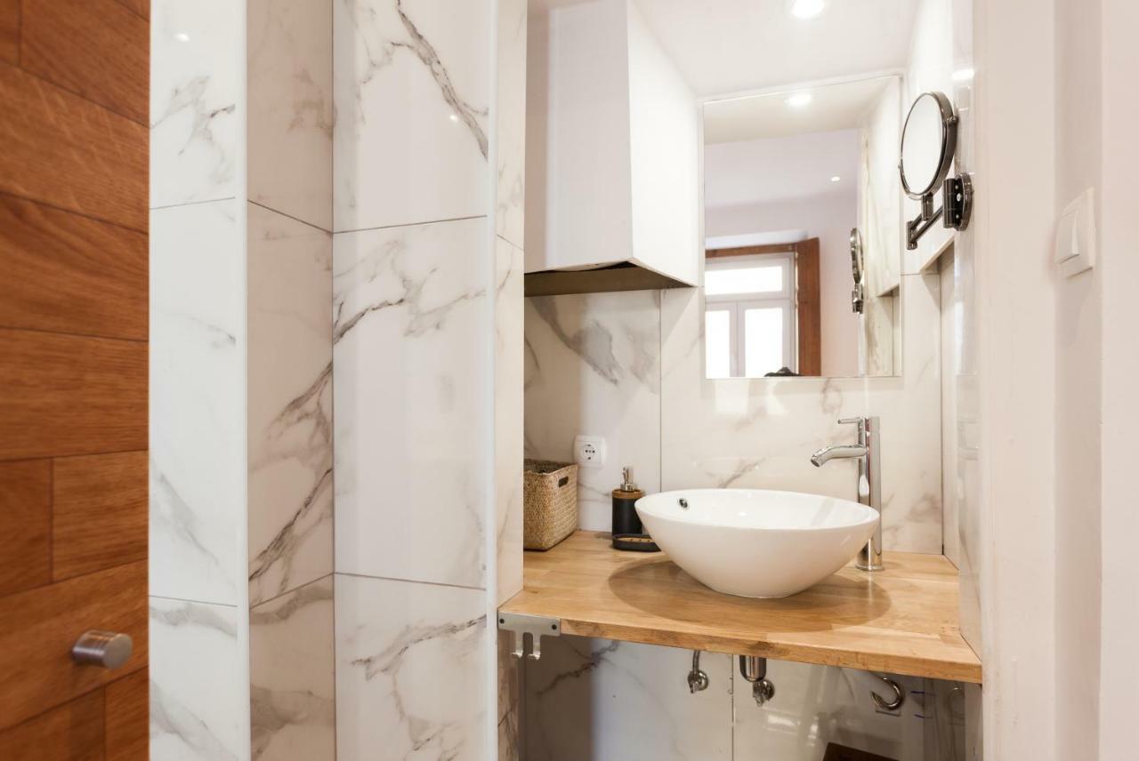 Rossio Vintage Two-Bedroom Apartment - By Lu Holidays Lissabon Exterior foto